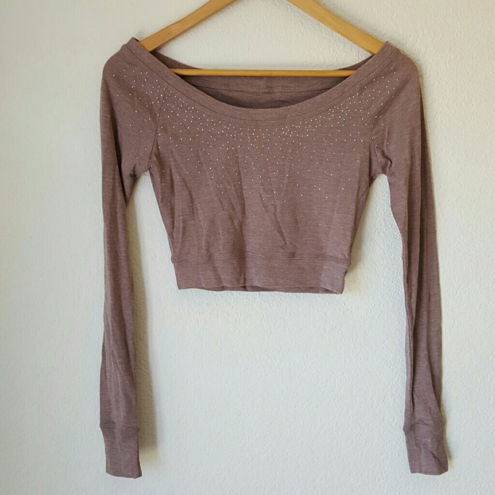 Cropped shirt w/details